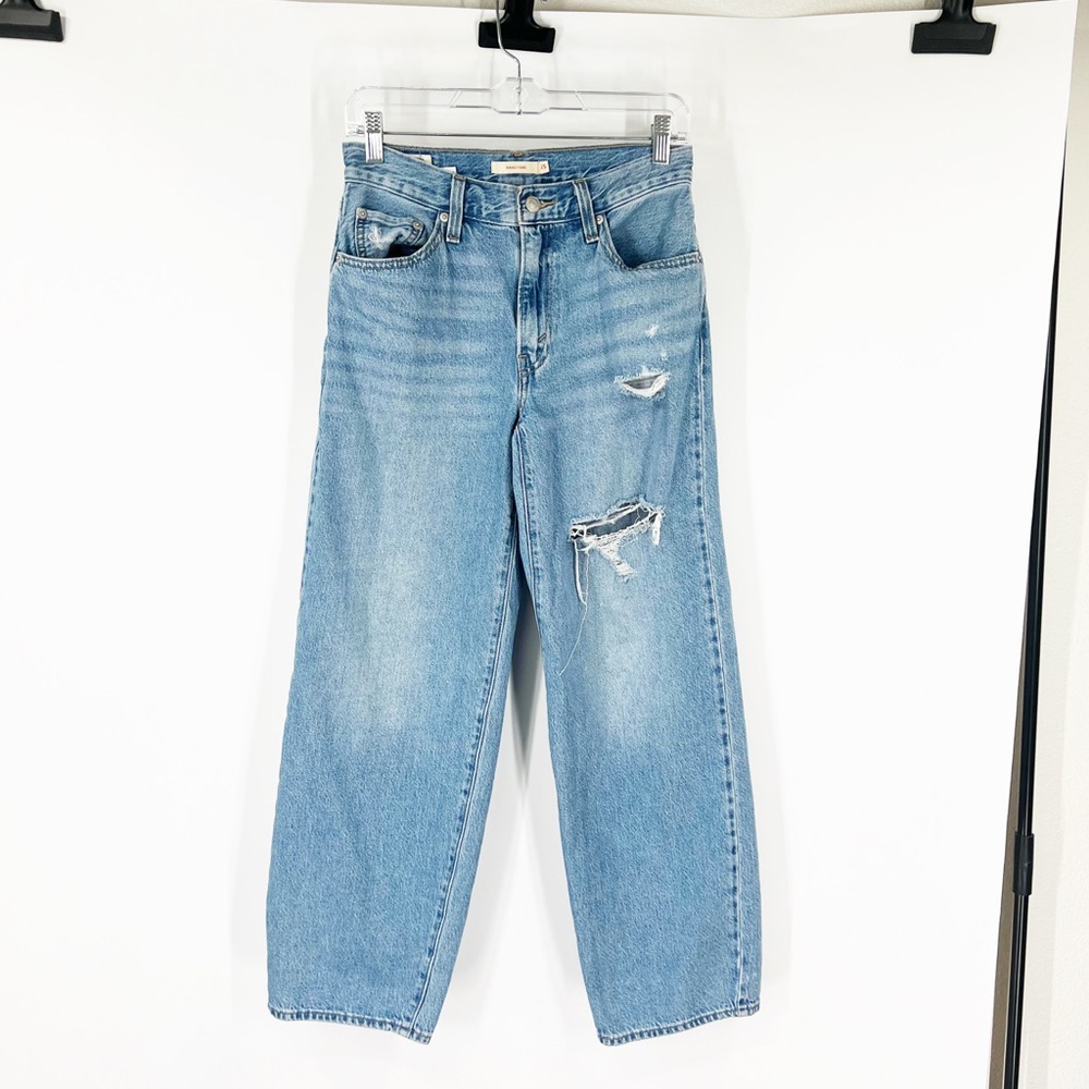 Levi’s High Rise Baggy Dad Jeans Distressed